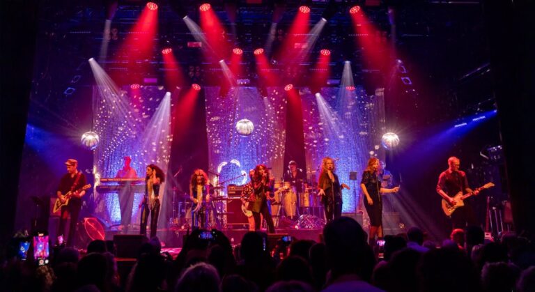 Donna’s Hot Stuff — muziek in Volendam